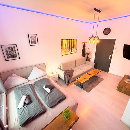 #222 Modernes City Apartment Im Herzen Von Neuss Extérieur photo
